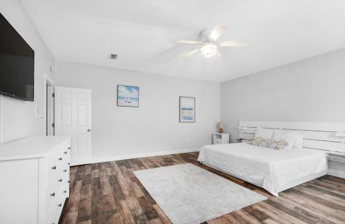 Enclave 202a 2 Bedroom Condo by RedAwning - Foto 69