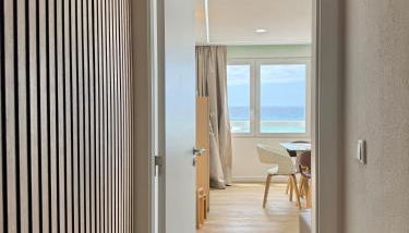 The View II Costa Caparica ( private parking ) - Foto 4