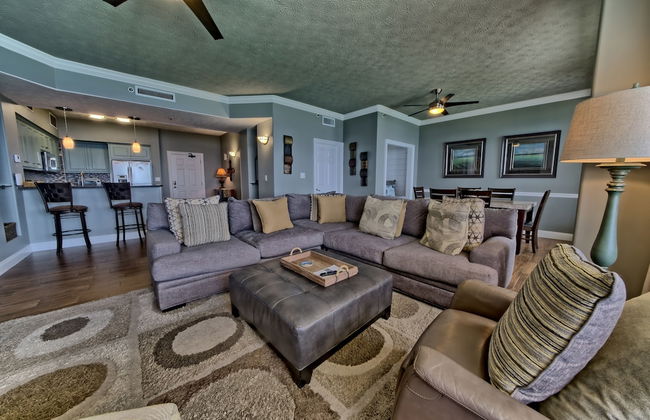 Pleasant Oceanfront Condo with Large Balcony and Beach Access - Unit 1605 by RedAwning - Foto 16