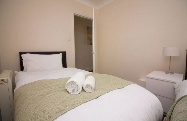 Stayzo Penthouse Accommodation 2- Premier Lodge - Foto 15