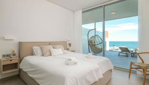 Med Two luxury apartment with sea view - Photo 2