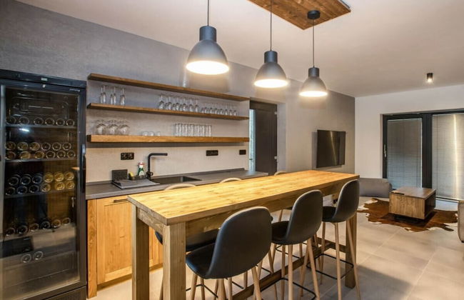 Holiday Villa in Beautiful Location - Photo 24