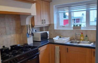 Quiet 3 bed close to the A1 - Foto 10