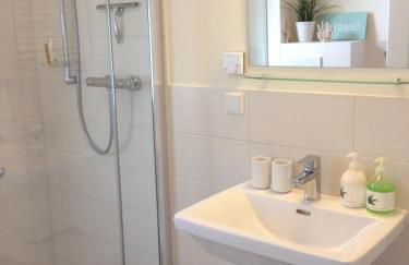 Beach Home - Photo 18