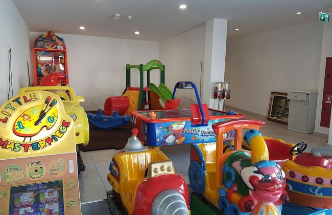 Melini Hotel Suites - Photo 39