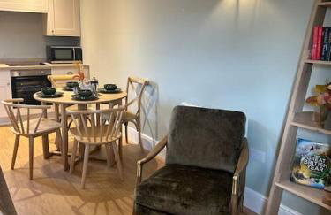 Monsal Trail Apartment B, Bakewell - Photo 10