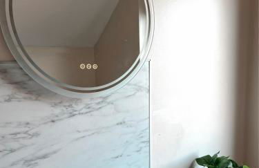 Laxey place maisonette East Belfast -private parking, transport links - Foto 11