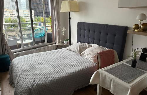 Studio sympa à Paris en métro -balcon & wifi - Foto 1