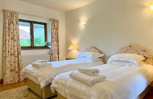 Hill House, Spectacular Rural Home With Hot Tub - Photo 61