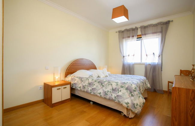 Atlantic Ocean Pool Apartment - Photo 24