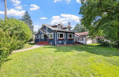 Lowry Parlour - Photo 3