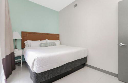 Roami at Habitat Brickell - Photo 126