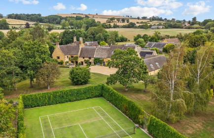 Stourton Manor - Photo 34