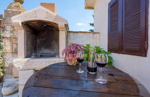 Lovely Home In Motovun With Sauna - Foto 16