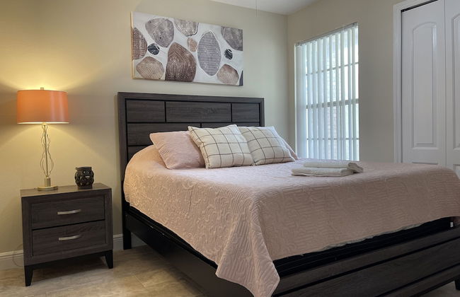 LOVELY LUXURY APARTMENT CLOSE DISNEY - Foto 7