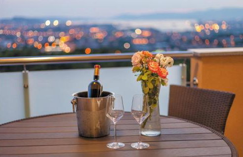 Gorgeous Home In Mravince With Sauna - Photo 19