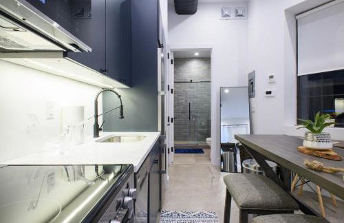 3-2 NEW Prime E Village Private outdoor! - Foto 2