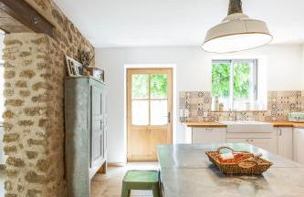 La Bastide du Père Mathieu Jacuzzi couvert et Piscine - Foto 29