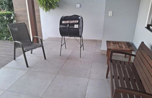 Casa com piscina, suite com hidro em Blumenau - Foto 10