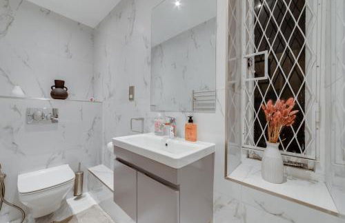 Luxury London 3 Bedroom Duplex with Pool Table - 4HS - Foto 16