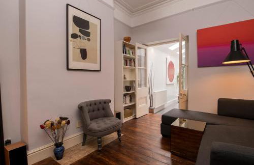 Spacious 4 Bedroom Character Home in Pontcanna - Foto 17