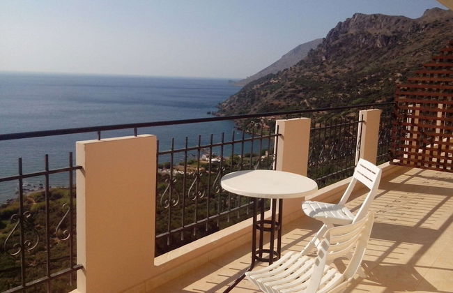 Seaview Studio, 3 Pers Panoramic Seaview in Beautiful Setting, West From Chania - Foto 10