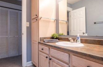 Perfect Downtown Location - 3BR - Private Garage - Family Friendly - Foto 23