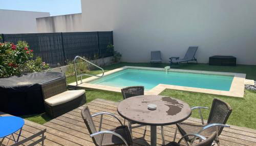 Agréable et lumineuse maison t4 air conditionné piscine jacuzzi parking - Foto 1