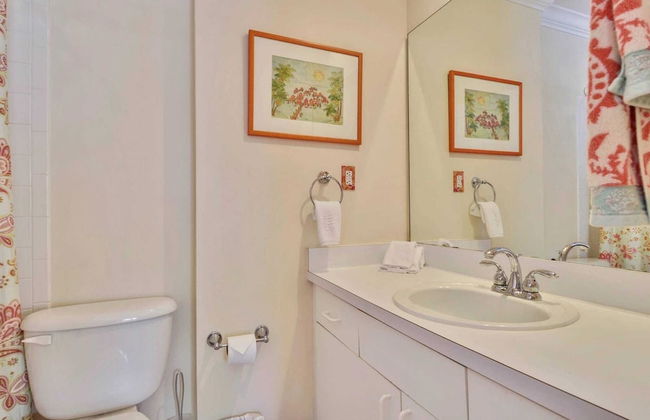 Breezy Bungalow by Avantstay Close 2 Zachary Taylor State Park & Beach w/ Shared Pool Week Long Stays - Foto 7