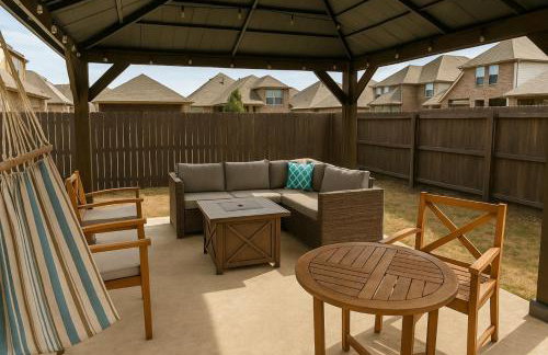 Spacious 4BR Home in Frisco Ideal for Long Stays - Foto 11
