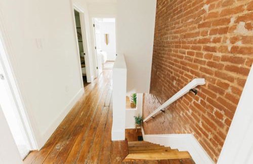 Getaway on Grant heart of Downtown with parking - Foto 12