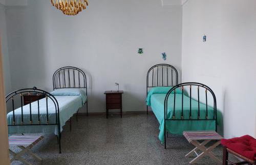 Villa nel Salento - Ampie camere e giardino, fino a 10 persone - Foto 43