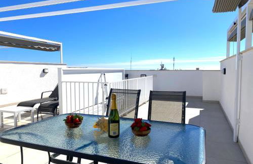 Lujoso Ático en Flamenca Village! - Photo 19