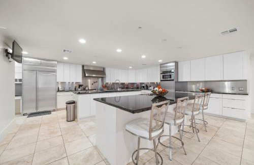 Nr Galleria & Med Center Hot Tub Games WiFi - Foto 14