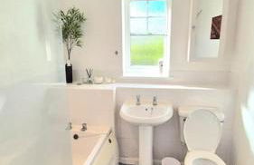 Pool, drinks and a hot tub! - Photo 6