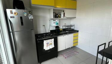 Casa agradável com piscina há 1 quadra da praia. - Foto 5