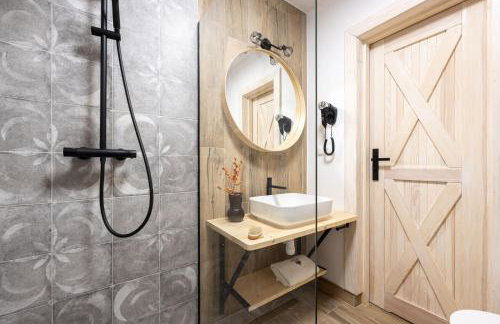 Kominkowy Chill - wellness, balie, sauna fińska i infrared - Foto 73