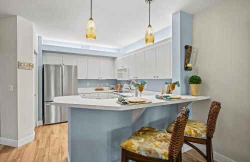 1st floor condo, resort amenities, stunning view - Foto 16