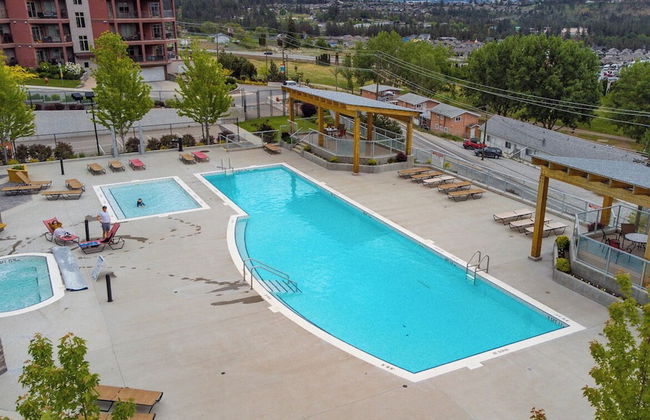 Corner Unit w Large Deck & Amazing View - Photo 27