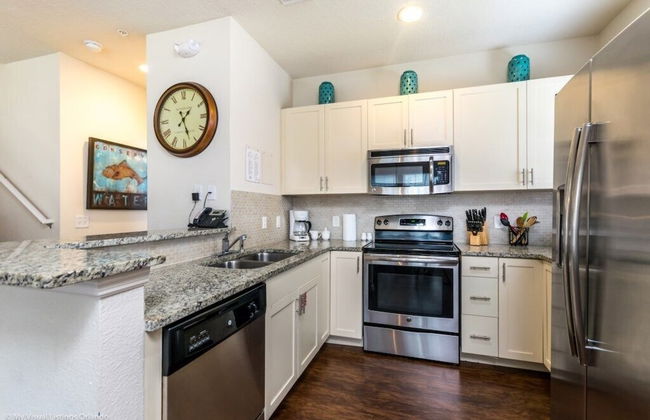 Lucaya Village Resort 4 Bedroom TownHome 4 Townhouse by RedAwning - Foto 13