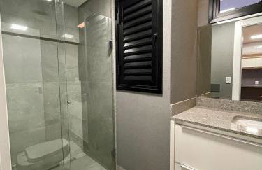 Flat de Luxo, Alto, Próximo ao Shopping - Foto 20