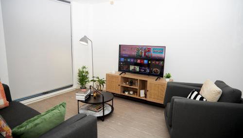 OBI'S House&Suites - Luxury 2bed Duplex Apartment With Balcony - Foto 3