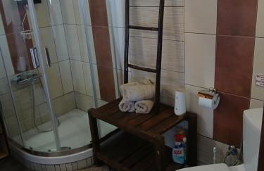 Artemis' Stone House - Photo 15