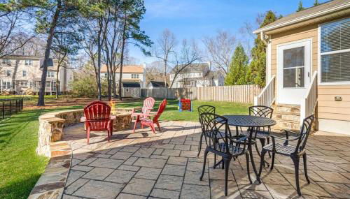 Spacious Family Getaway ~ Fire Pit~ Private Office - Foto 4