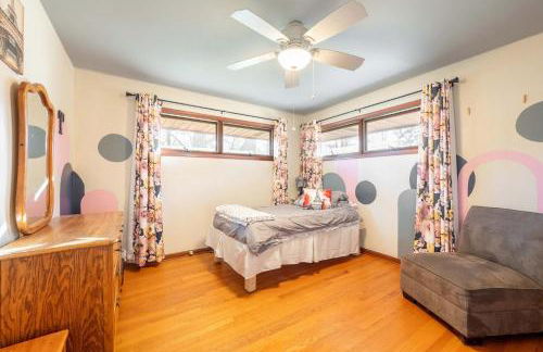 Spacious 4BR Home with BBQ Yard Near Golf Course - Foto 25