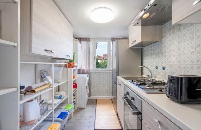 Lucca Old Town Apartment - Photo 12