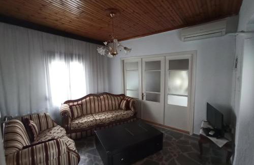 ΠΑΡΑΔΟΣΙΑΚΗ ΚΑΤΟΙΚΙΑ - Foto 4