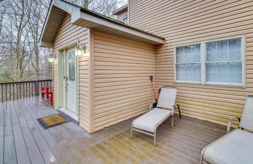 Hot Tub, Game Room! Poconos Home 22 Mi to Slopes - Foto 26