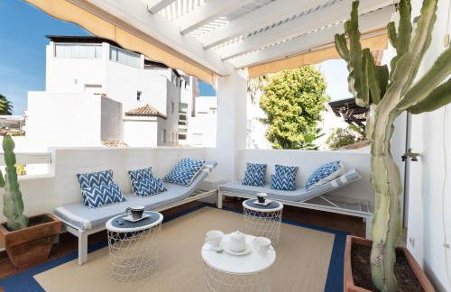 Apartment, front line beach, in Las Arenas, Bahía de Marbella - Photo 10