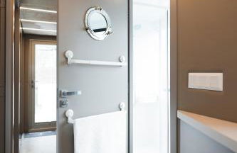 Deine schwimmende Auszeit auf dem Wasser -Festlieger Hausboot Tobago - Foto 19